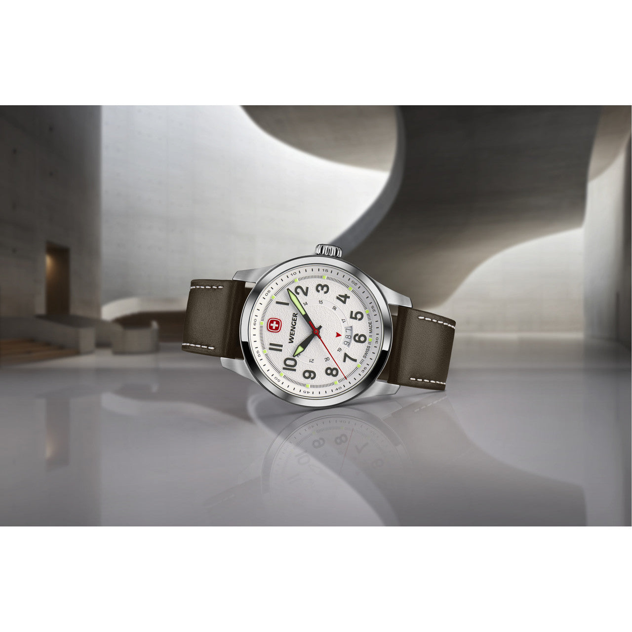 Terragraph 43mm, White dial, Brown leather