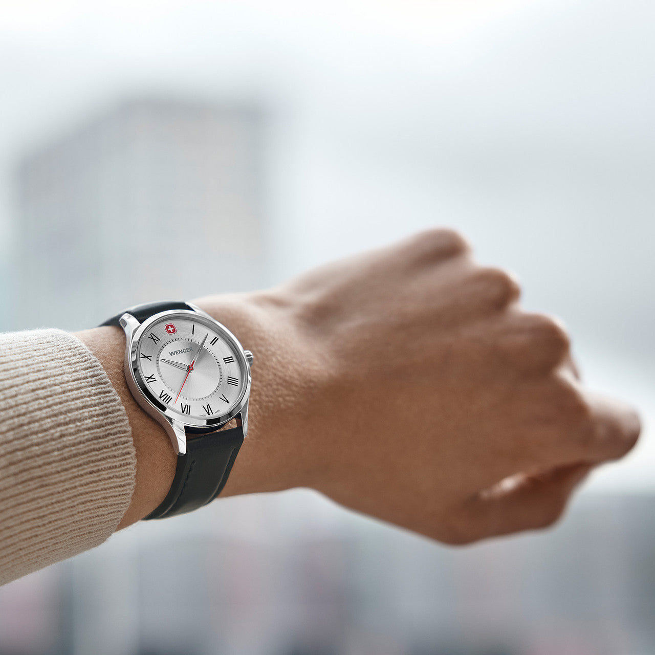 City Classic, Silver Dial, Black Leather Strap 34 mm